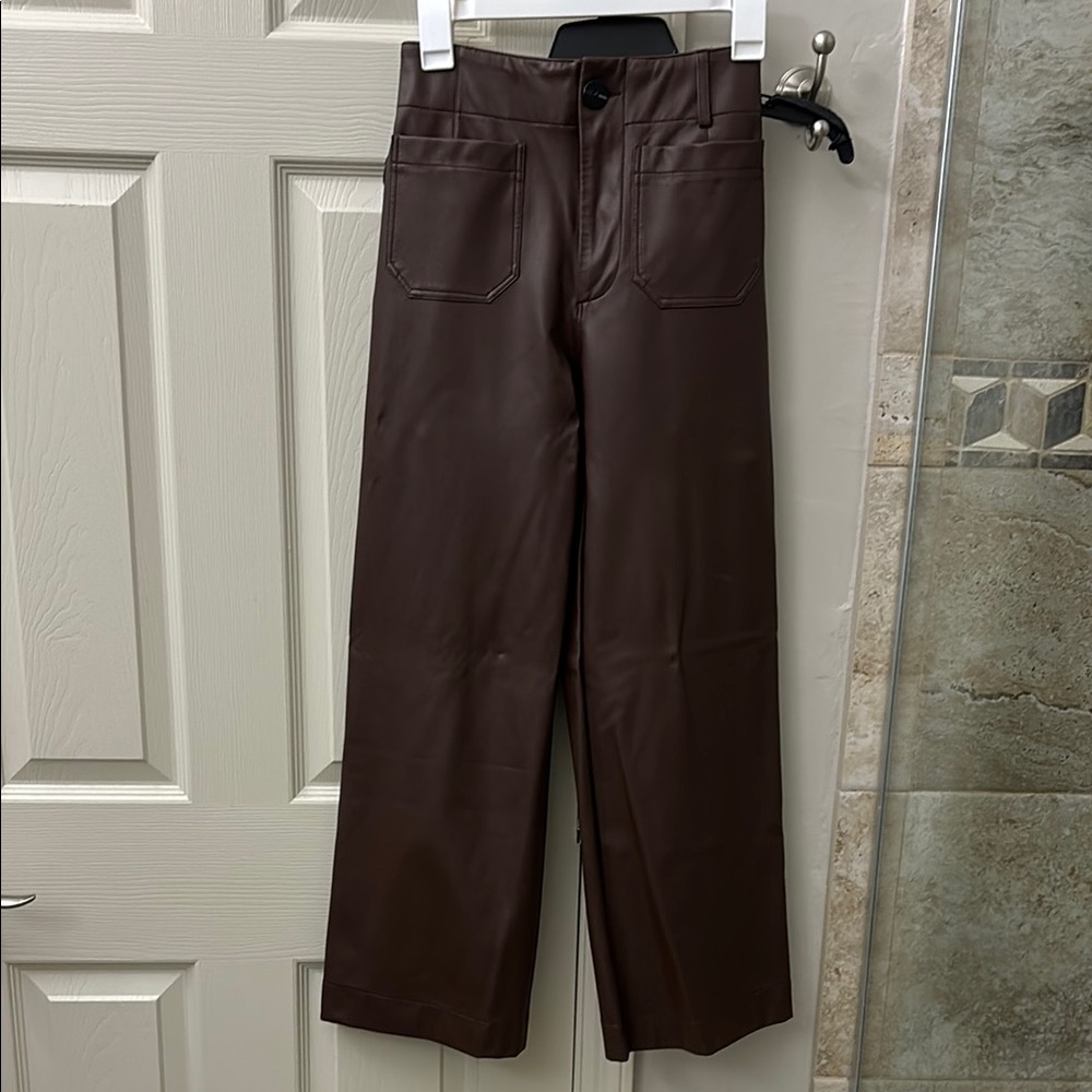 Anthropologie cropped leg leather pants
